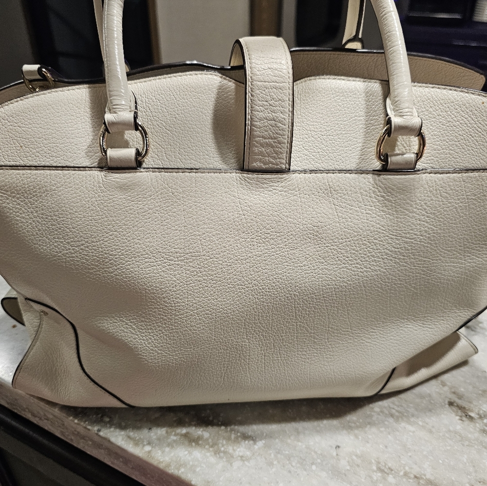 Purse - Picture 3 of 5